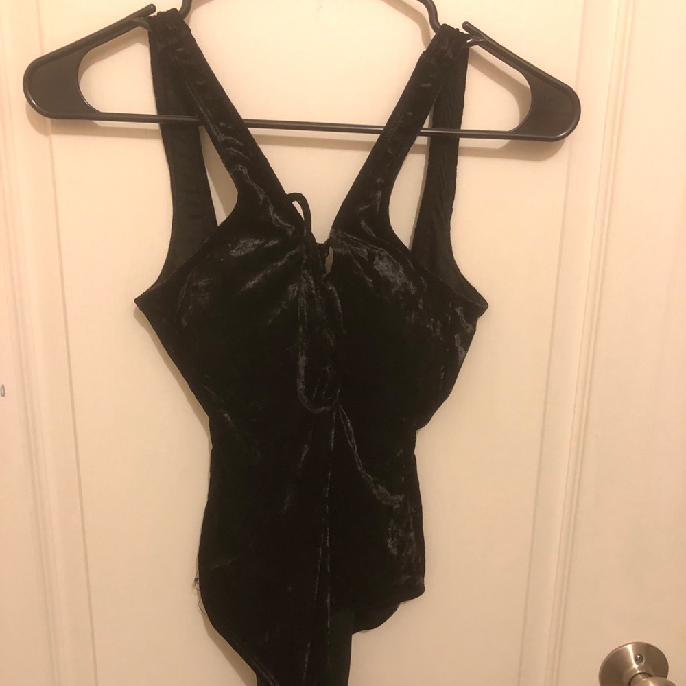 1-Piece Black Bathing Suit